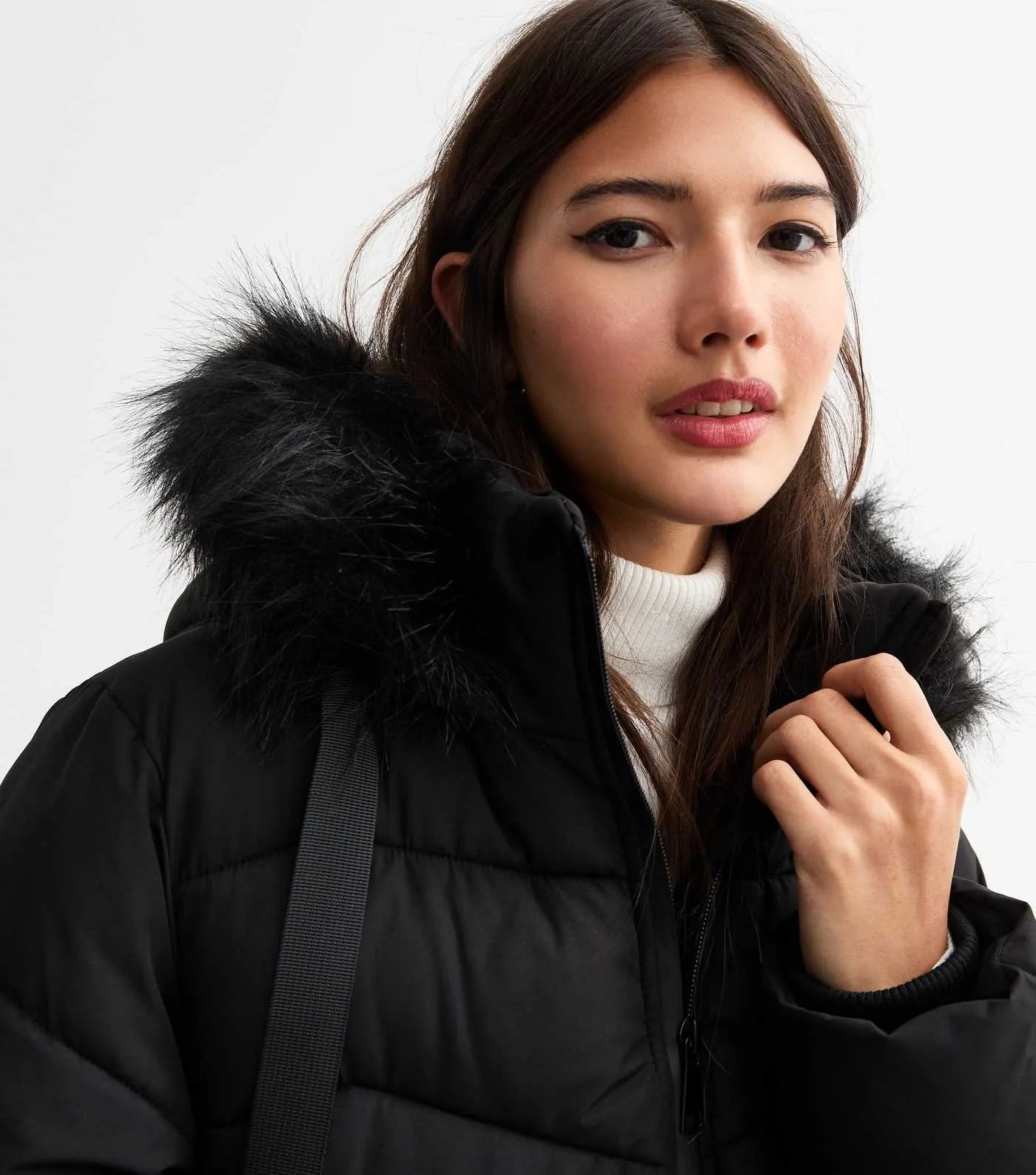 Black Warm, Stylish & Durable Women Long Fur Hooded Puffer Jackets Padded Zip Up Quilted Lined Bubble Coat For Winter Cold Weather